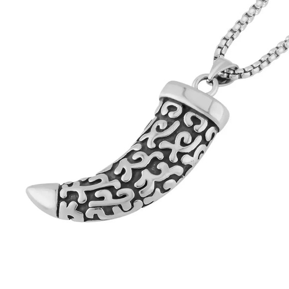 Horn Tusk Men's Pendant Necklace (23.5 Inches) in Black Oxidized Stainless Steel - Picture 3 of 4